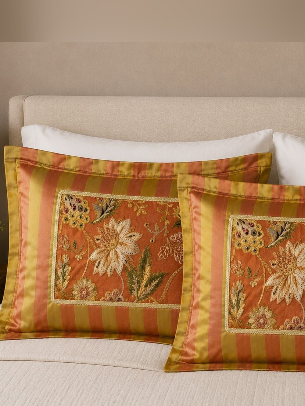 🦜 2/$10 Striped Floral King Size 2 Shams.